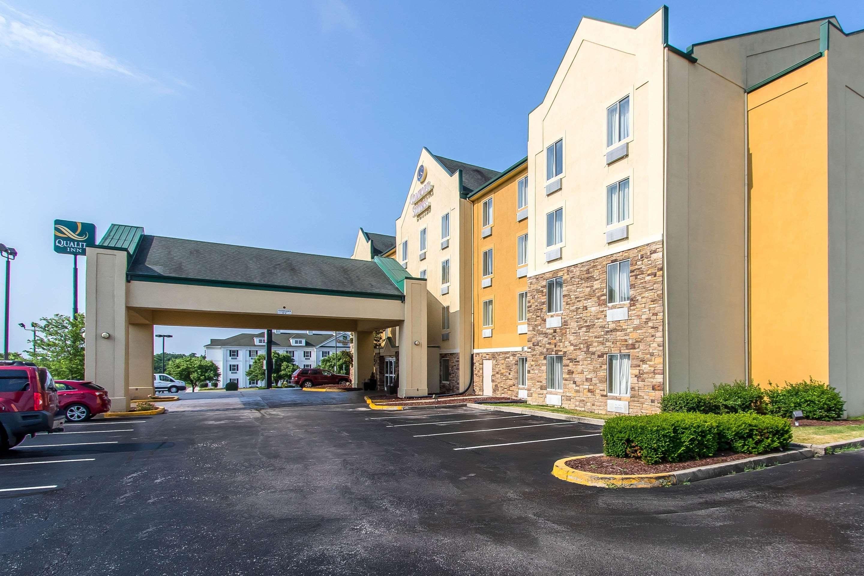 Comfort Suites Richmond Exterior foto